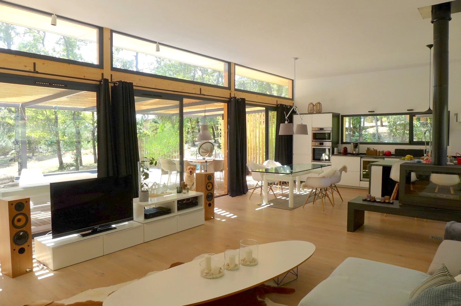 Maison contemporaine avec piscine