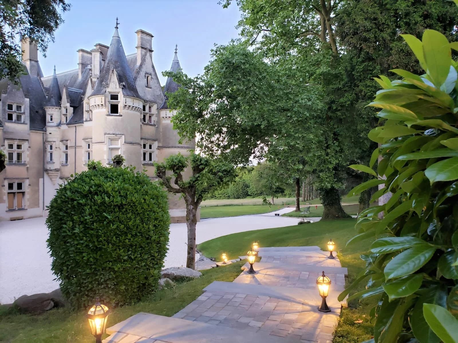 A Château where anything is possible...