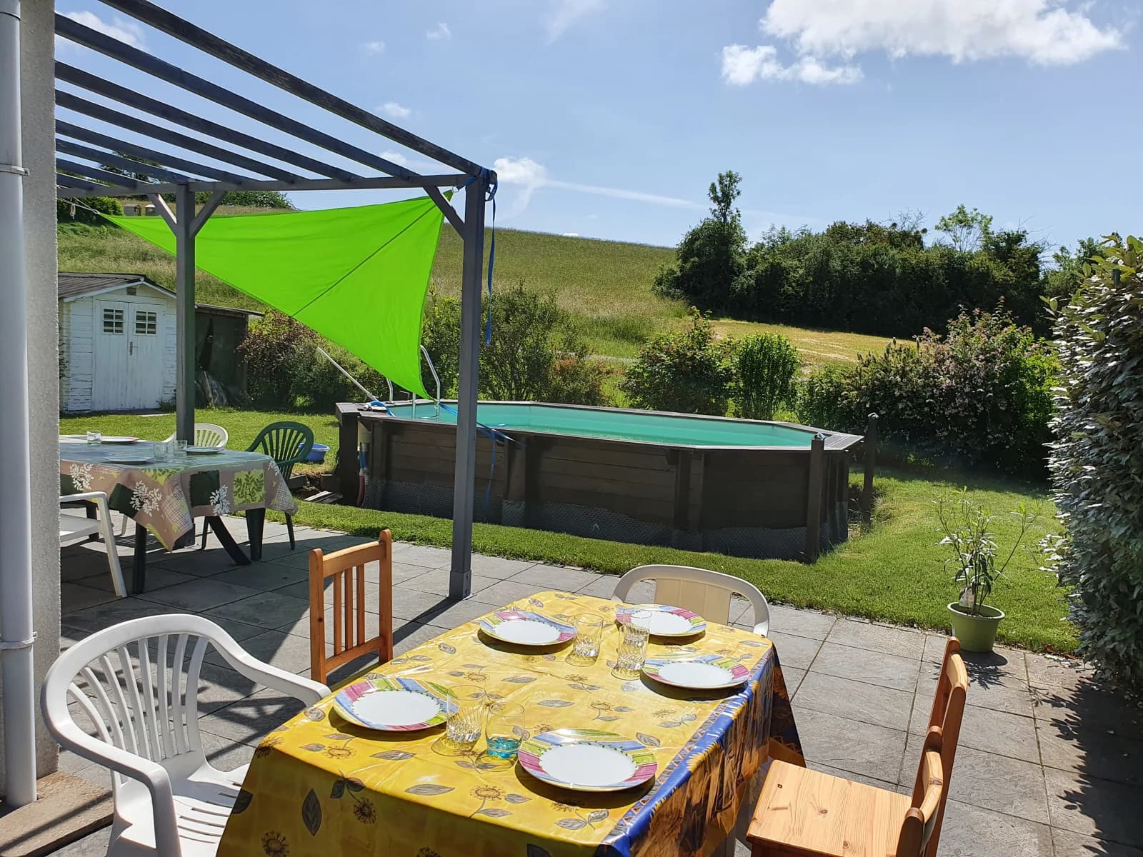 Salle de réunion dans Bel espace dans grande maison avec piscine et jardin - 1