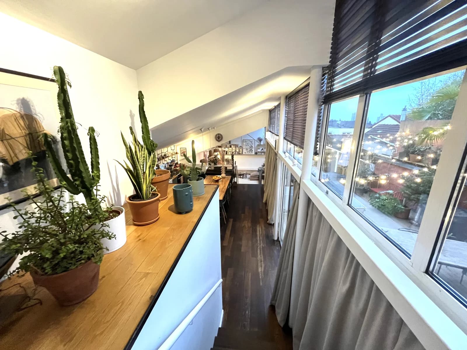 Salon dans Loft exceptionnel avec terrasse sans aucun vis-à-vis - 1
