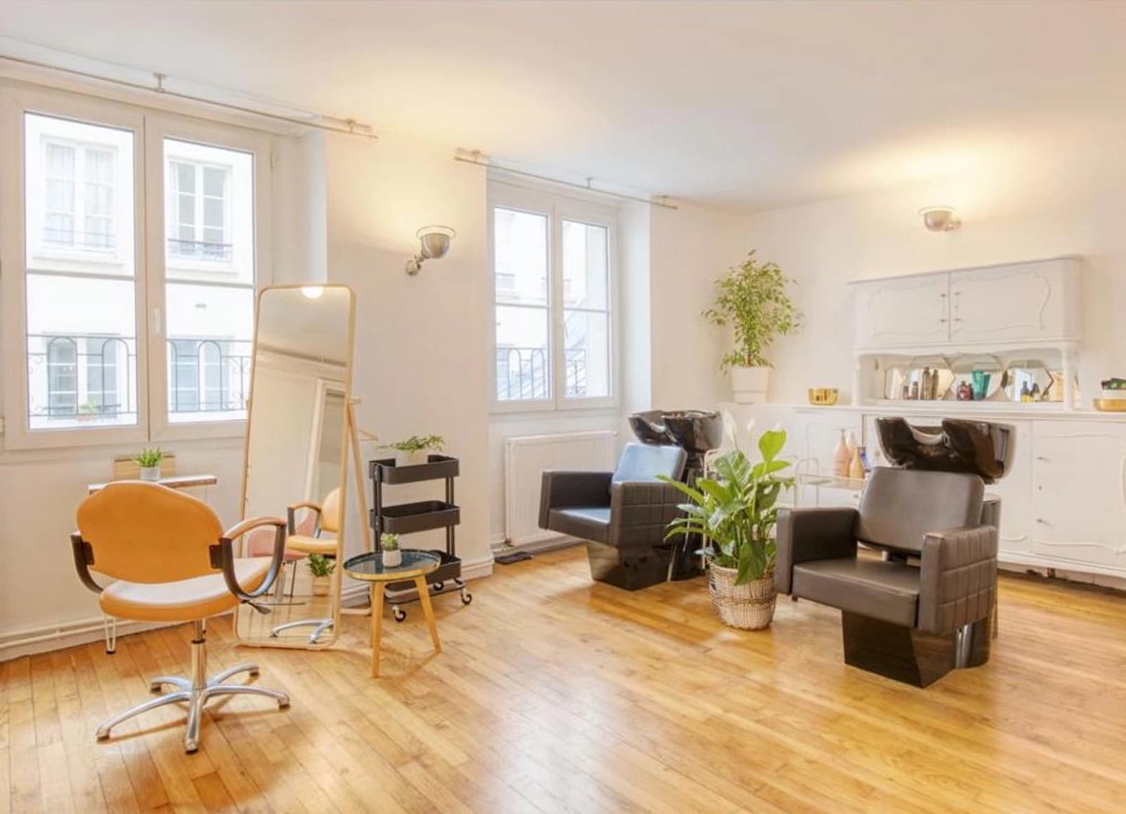 Space Sleek, modern, bright loft space on rue Montorgueil - 2