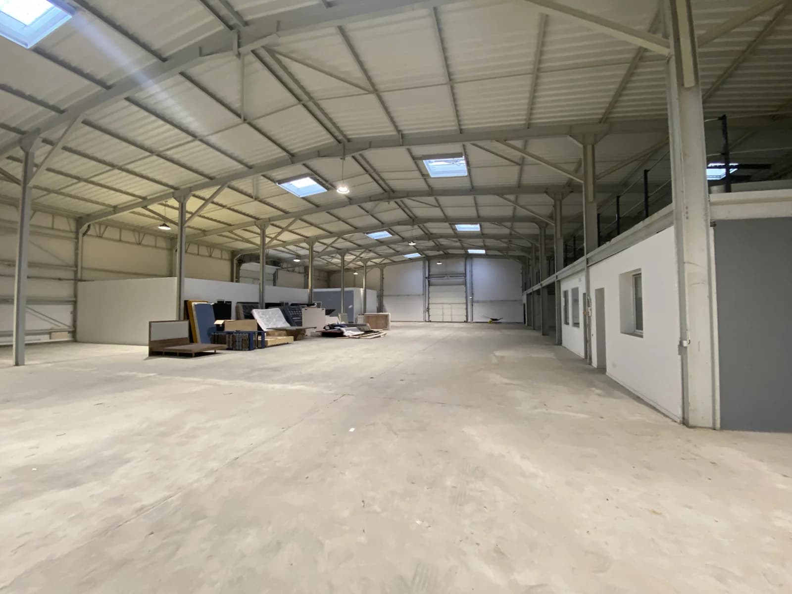 Space 2,000m² industrial storage warehouse - 1