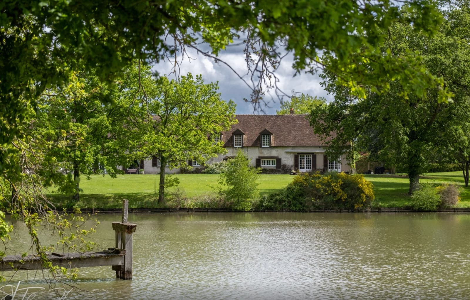 Espace Somptueuse demeure avec sa piscine et son parc - 4