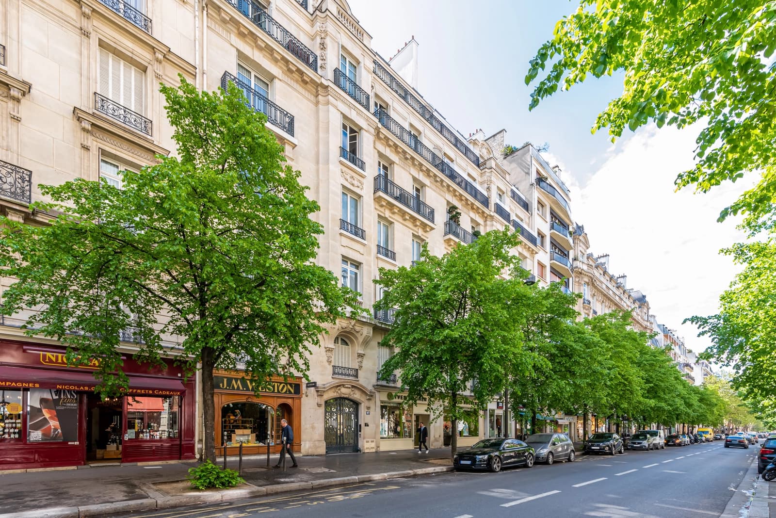 Meeting room in Last floor - Design furniture- Haussmannien - 1