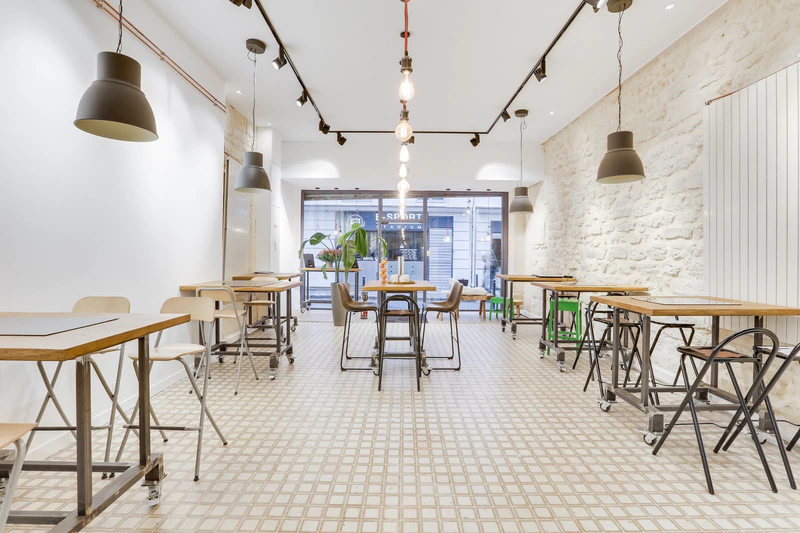 Meeting room in Galerie Au Charbon in the heart of the Sentier - 1