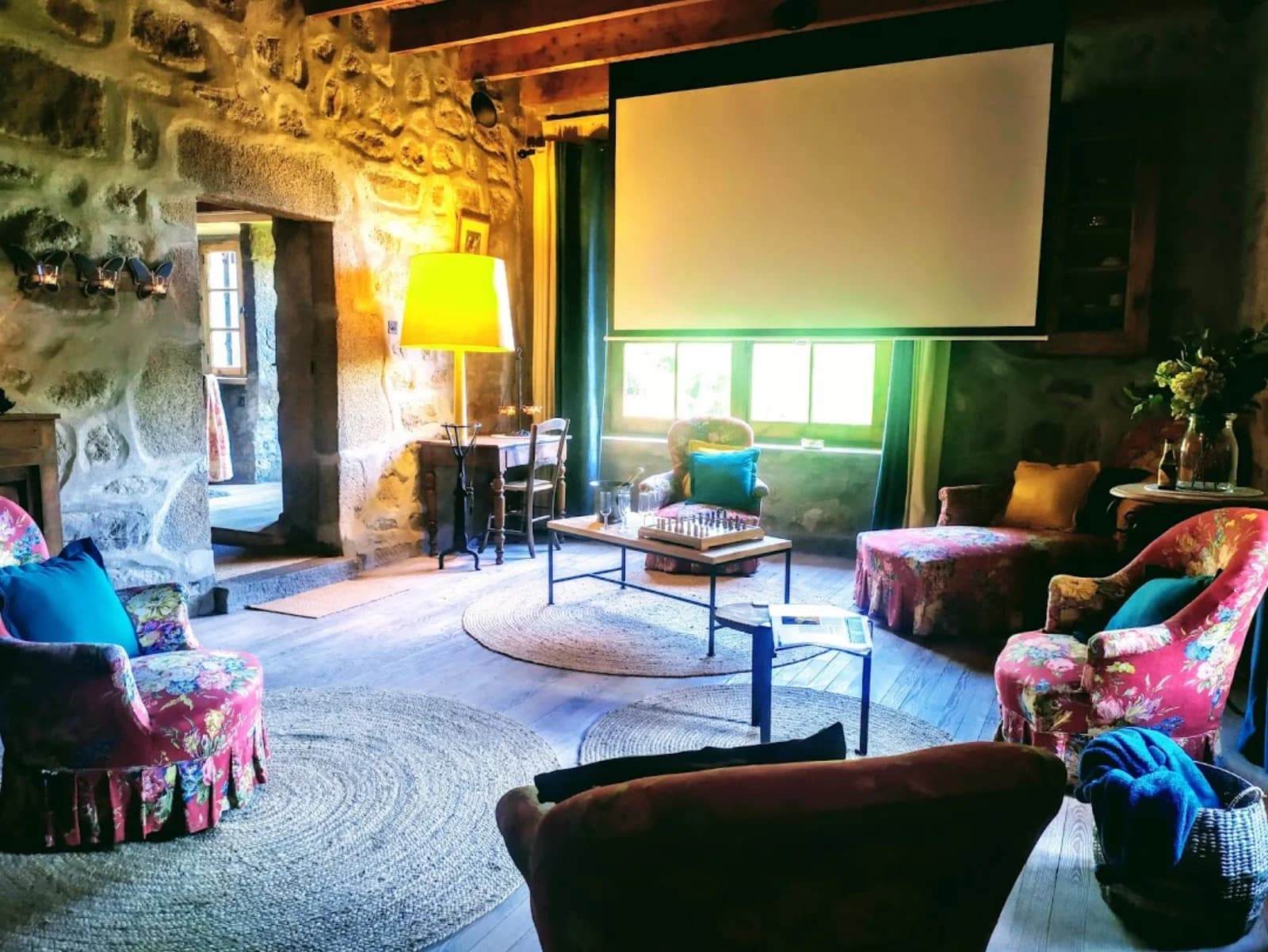 Salon dans Grande maison de campagne pour des séjours authentiques - 1
