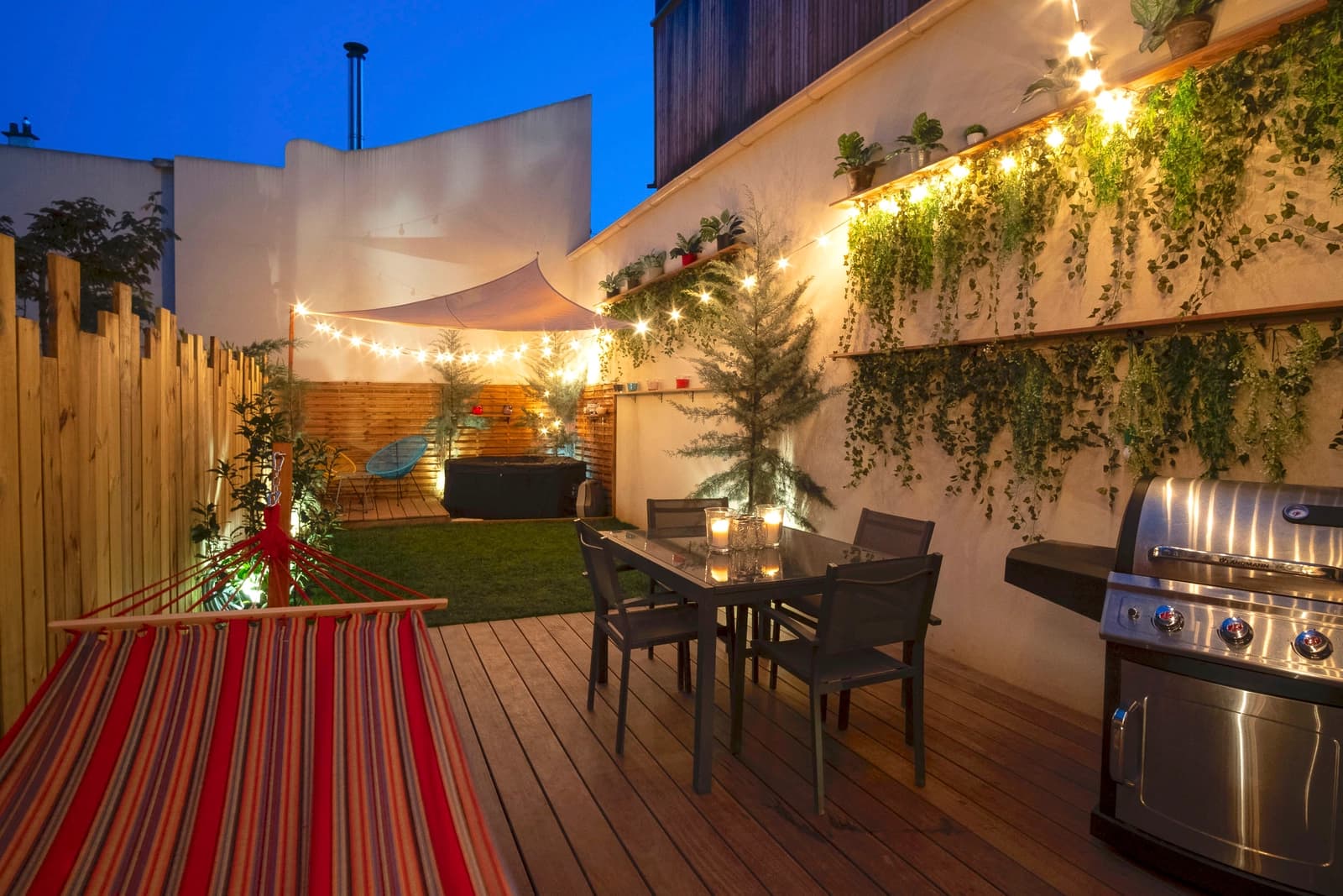 Meeting room in Designer house with garden - 1