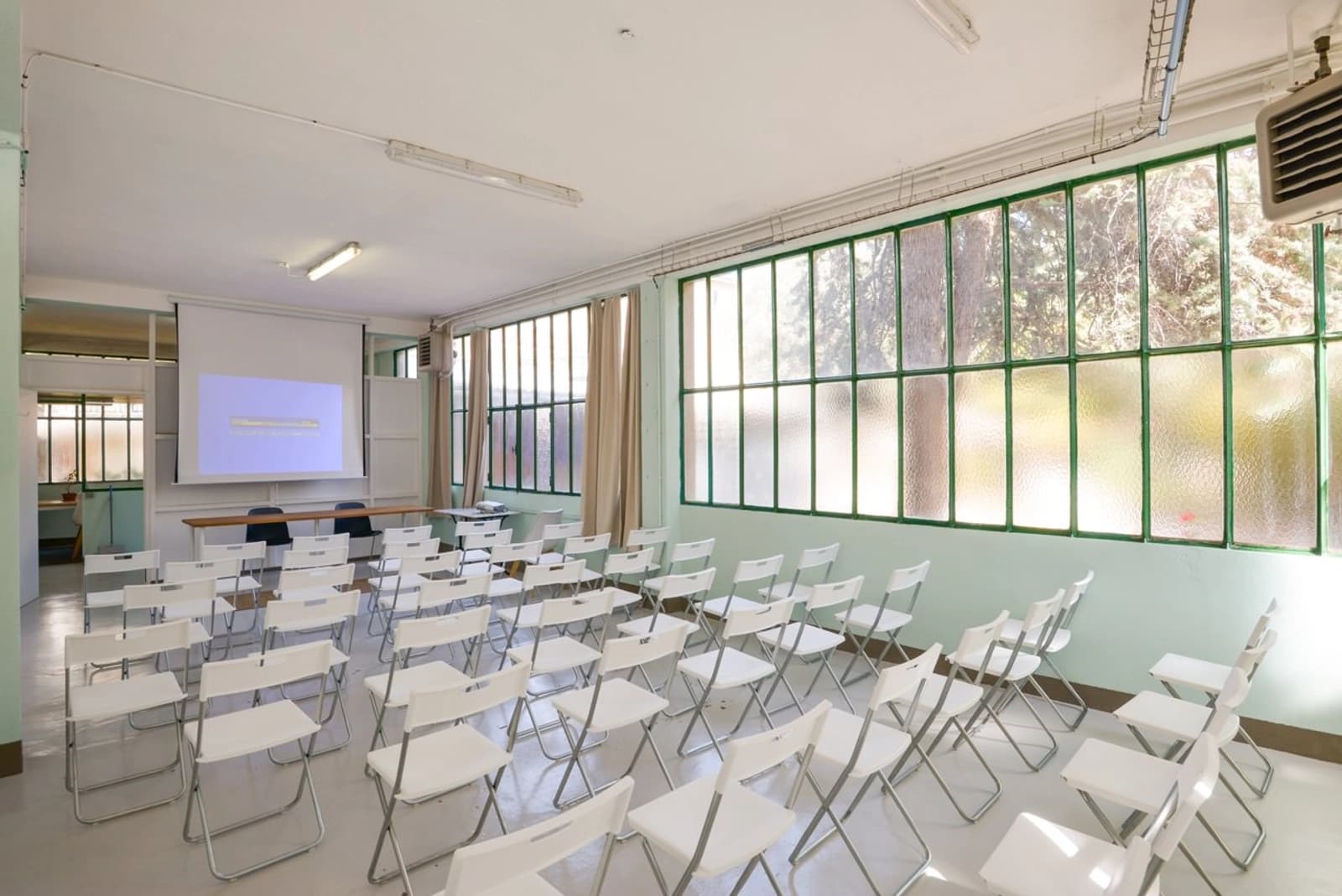 Meeting room in The old Marseille printing works - 1