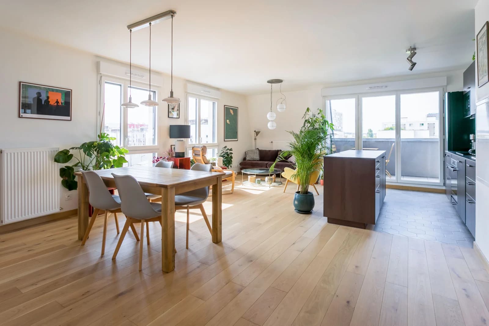 Salle de réunion dans Logement perché avec son toit-terrasse intimiste - 1