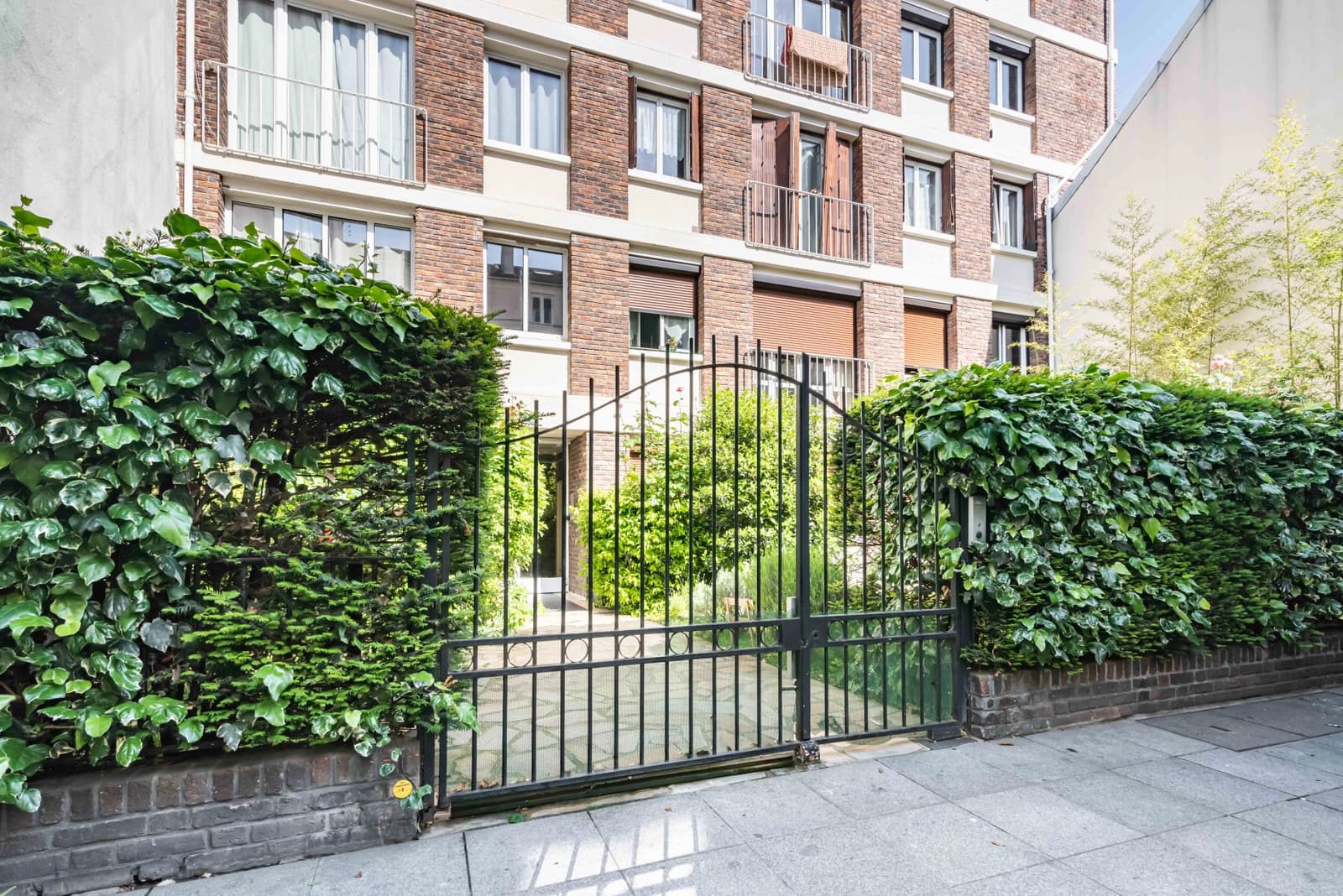 Salle de réunion dans Neuilly: appartement chaleureux et très lumineux - 1