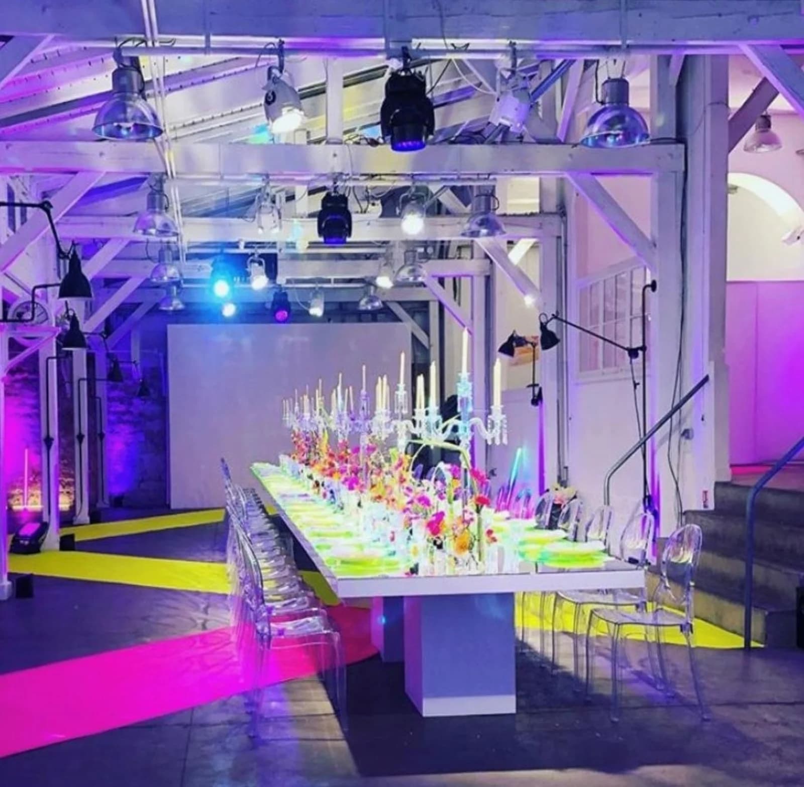 Kitchen in Modular industrial space - 1