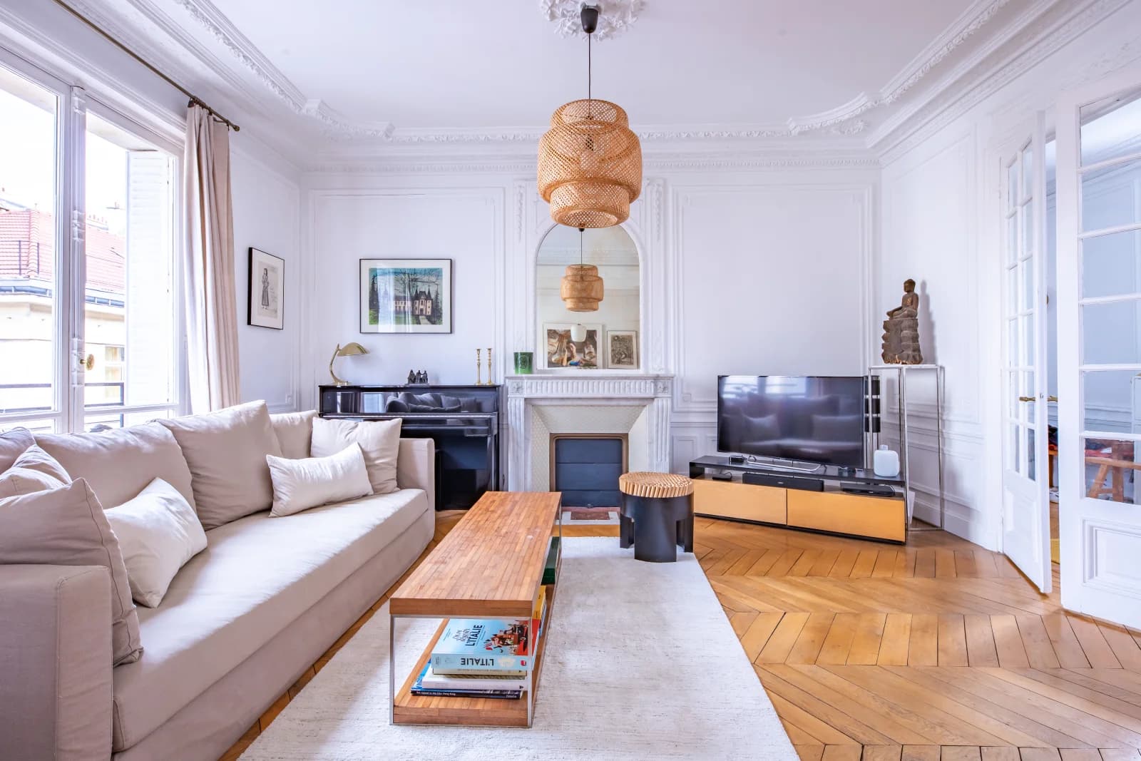 Espace Appartement Haussmannien 110m2 au 4ème étage. Métro Argentine - 1