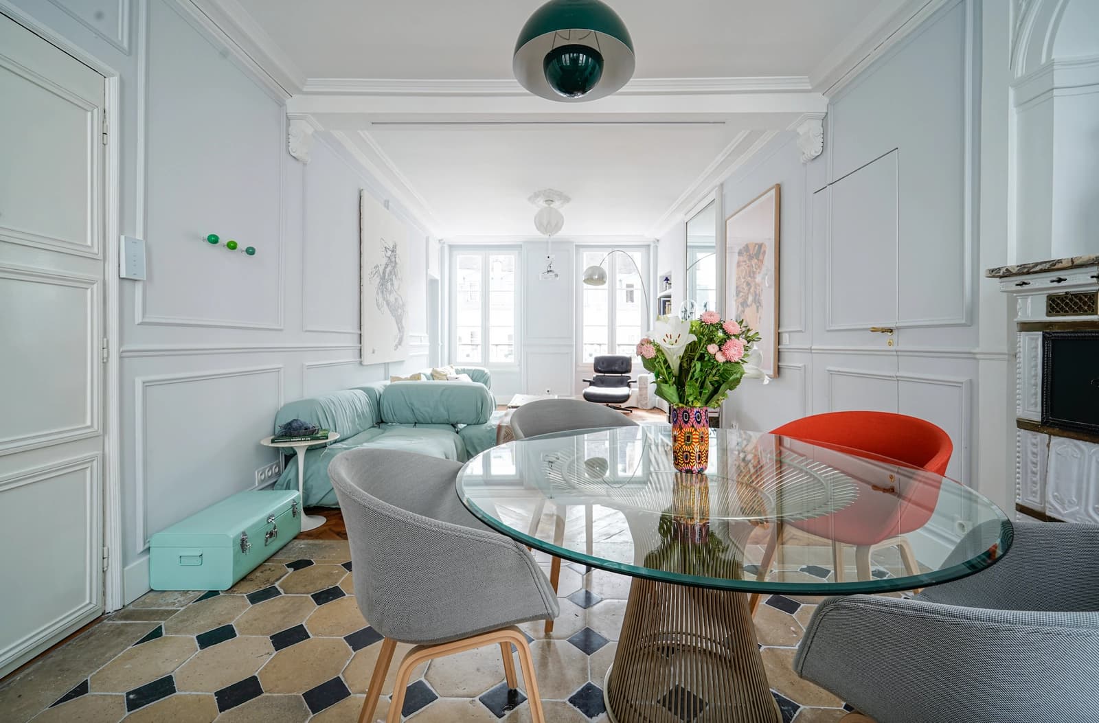 Salle de réunion dans Superbe appartement de caractère dans le Marais - 1