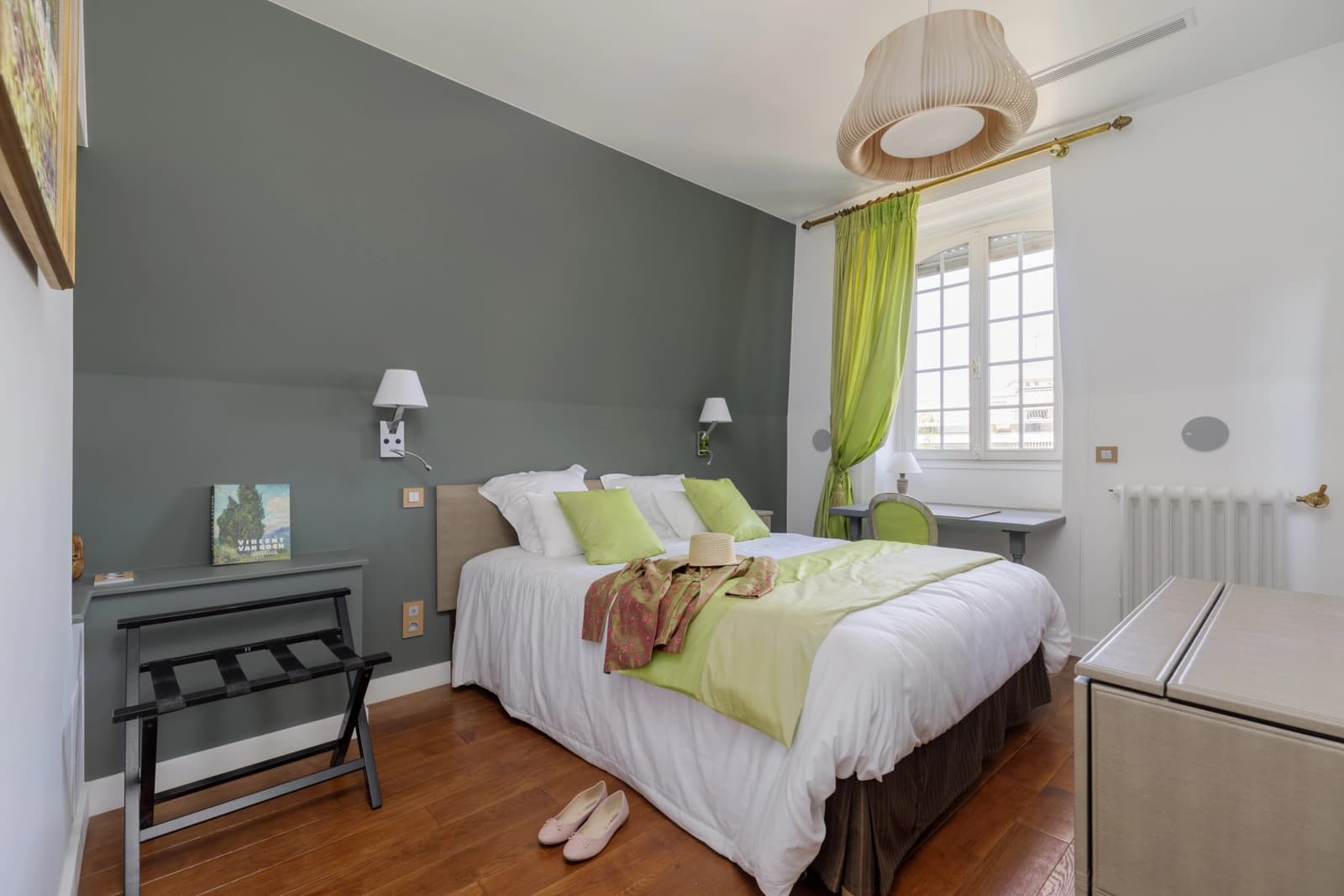 Bedroom in The Hôtel Particulier lends you its decor - 1