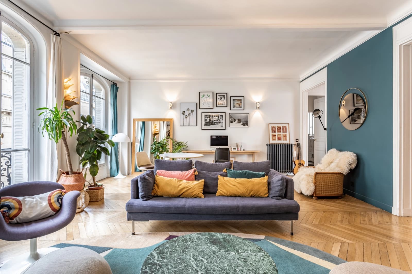 Salon dans Appartement douillet et baigné d'une douce lumière - 1