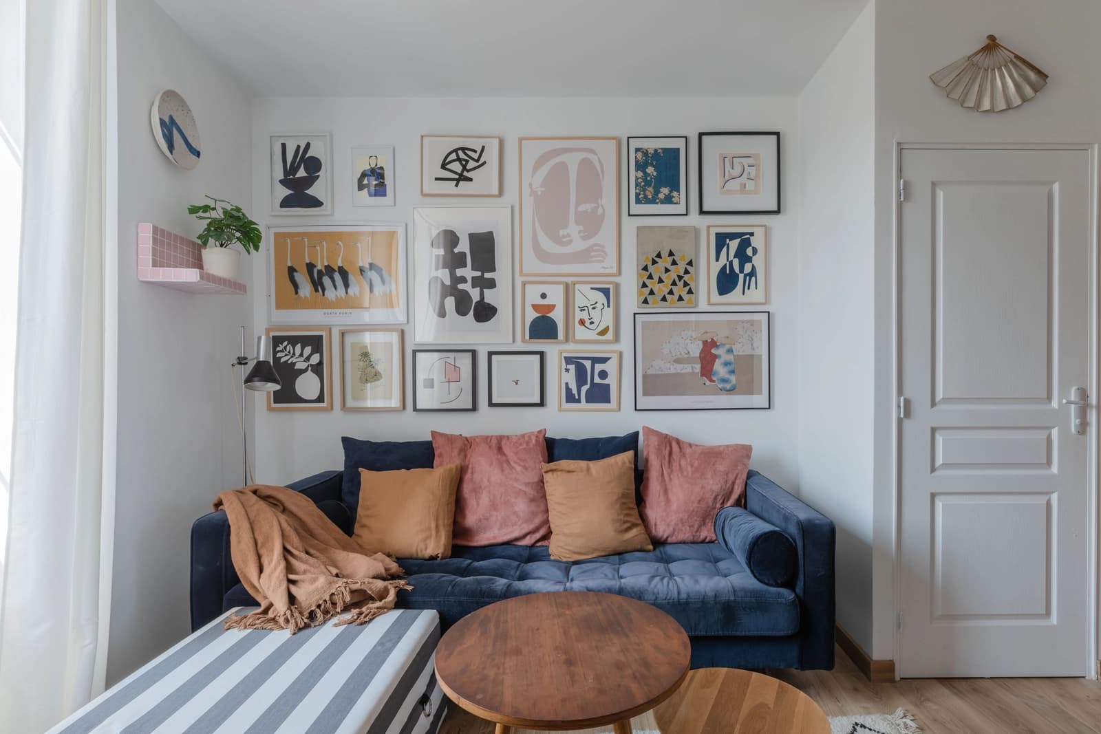Salon dans Appartement Art/Boxe: un lieu de caractère sportif - 1