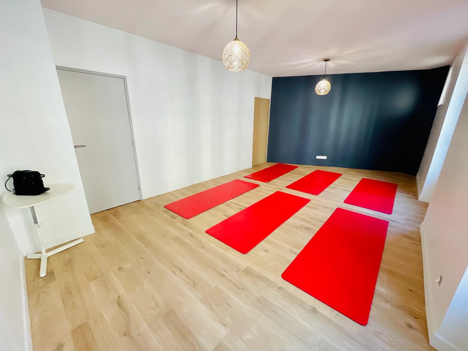Chambre dans Grenoble centre: grande salle parfaitement équipée - 1