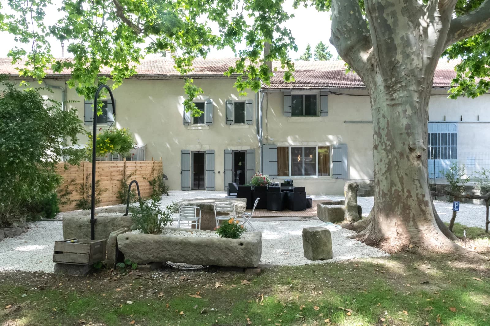Salle de réunion dans Le charme authentique d'une maison typiquement provençale - 1