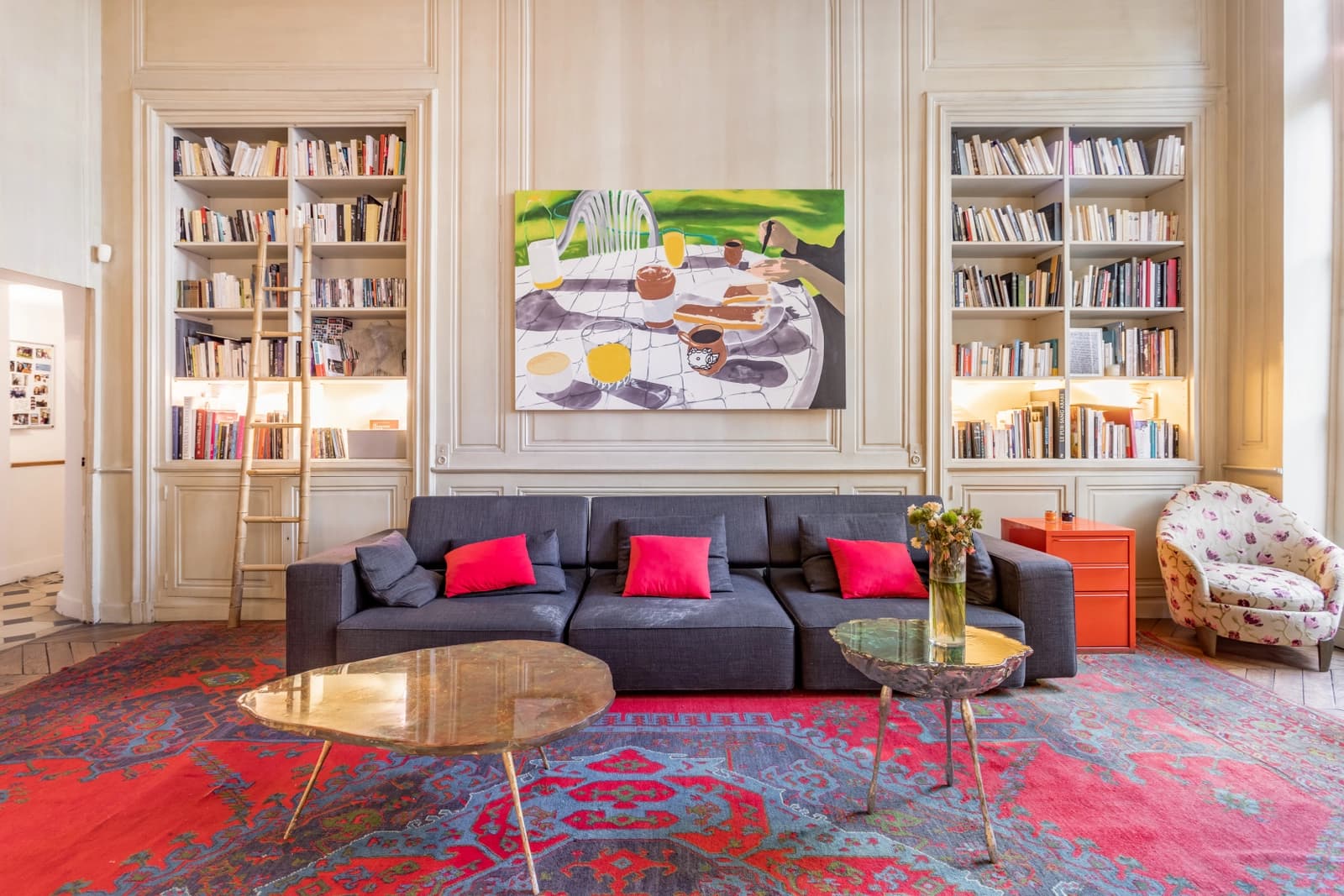 Salon dans Hôtel particulier atypique au charme confidentiel - 1