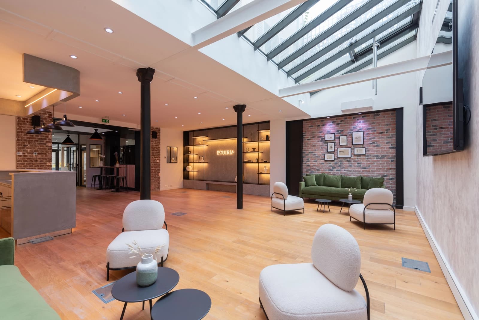 Space Atypical loft in the heart of Paris - 0