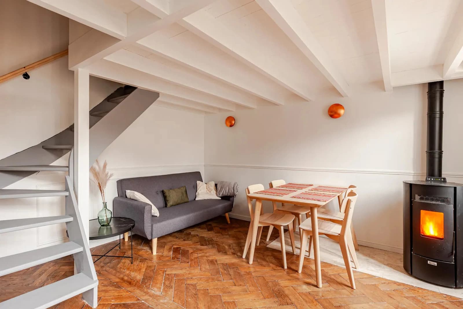 Espace Loft pavillonnaire à l’Ermitage - 1