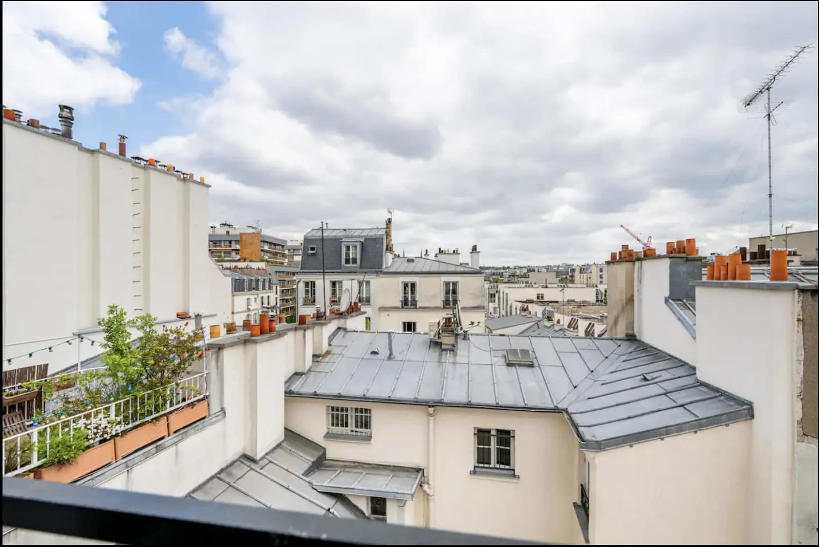 Space Designer rooftop apartment near Marais - 4
