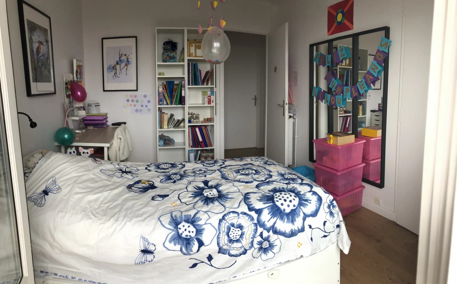 Chambre dans Maison de ville à la campagne, originale et chaleureuse - 1