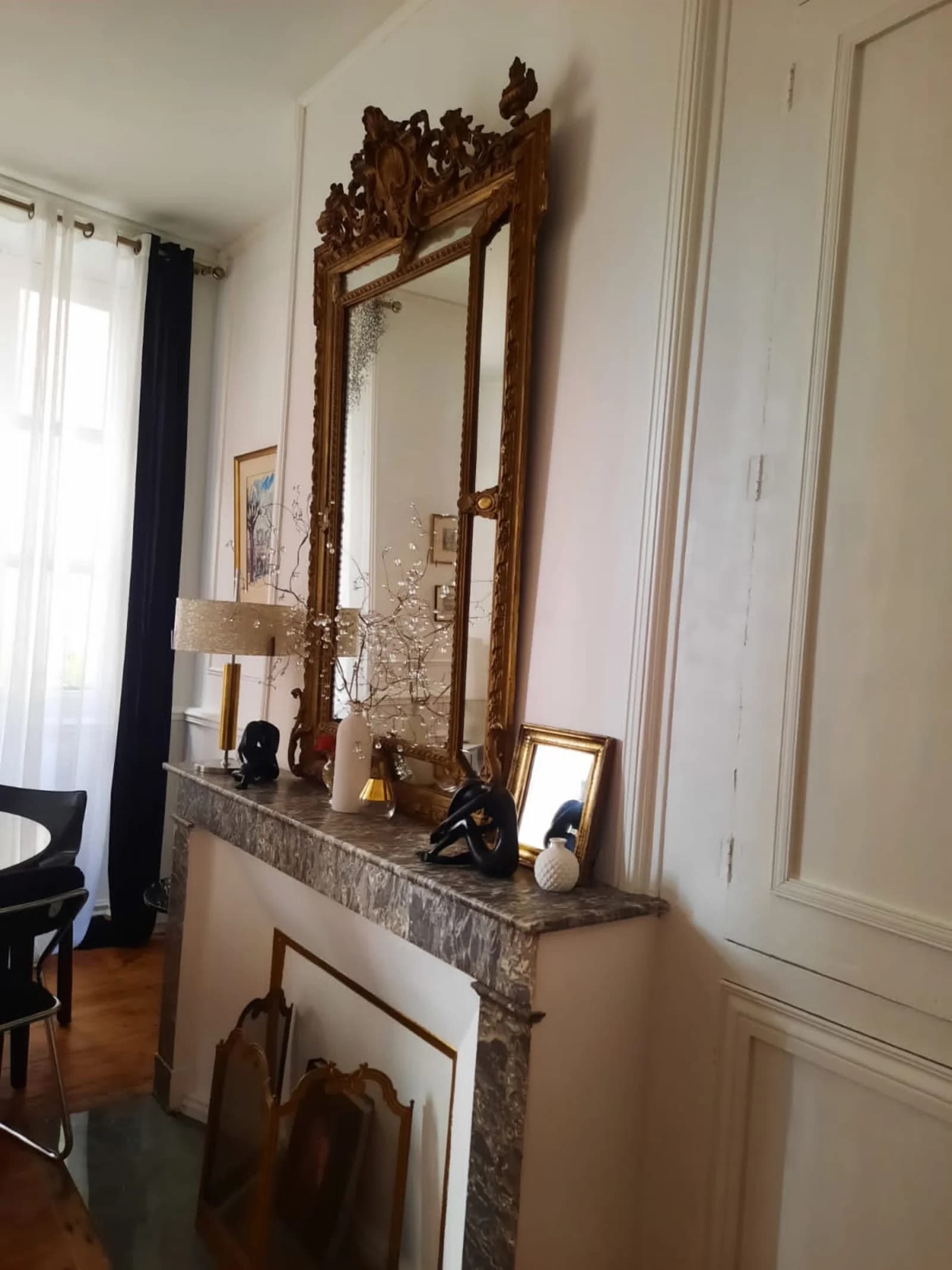 Salle de bain dans Bel appartement au coeur vibrant de Bordeaux - 1