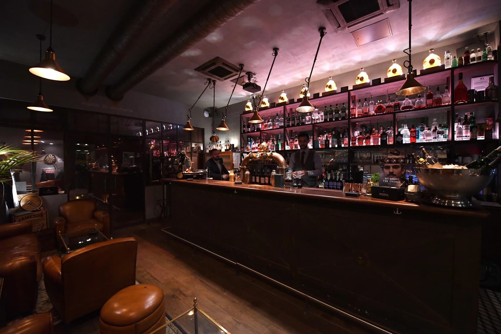 Salle de réunion dans Barbier, Speakeasy, Fumoir: ambiance Années Folles - 1