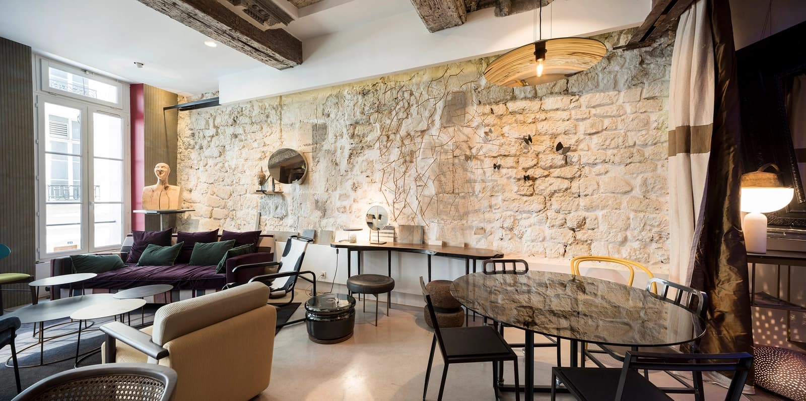 Meeting room in A colorful Parisian loft - 1