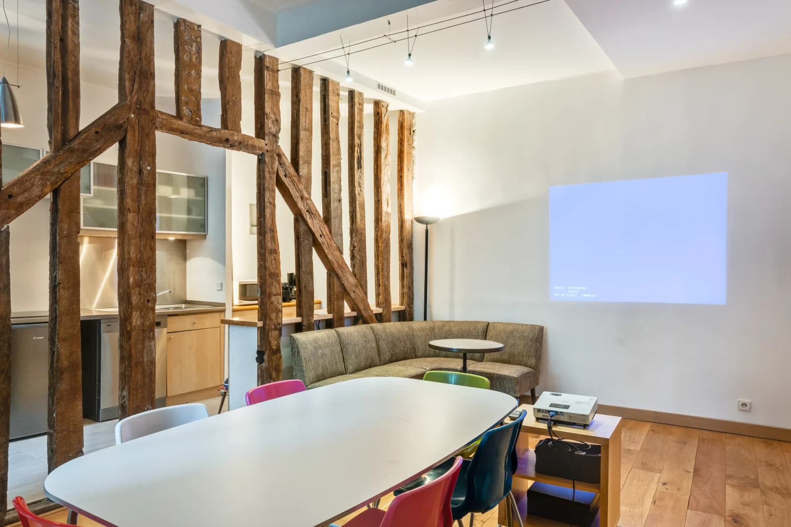 Salle de réunion dans Salle élégante et intimiste au coeur vibrant du Marais - 1