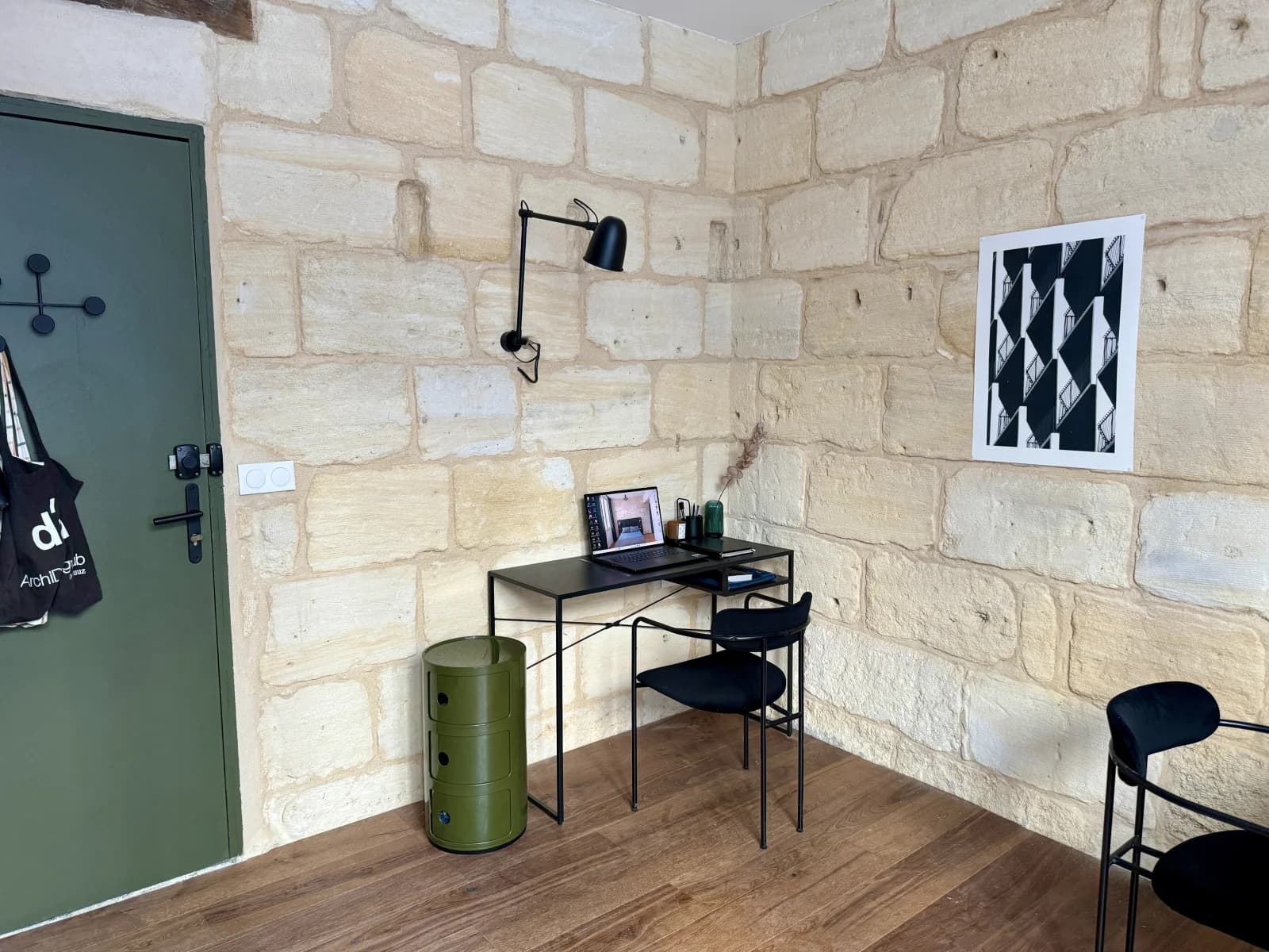 Space Downtown - Workspace for 2 to 5 people - 1