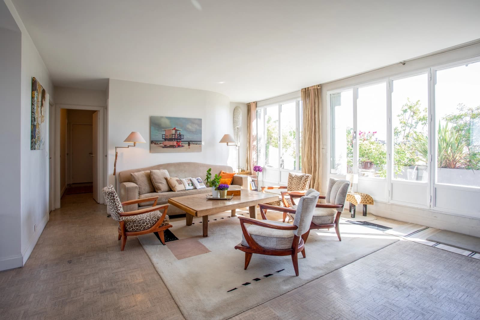 Living room in Appt Terrasse vue plein Ciel Rue de Commerce - 1