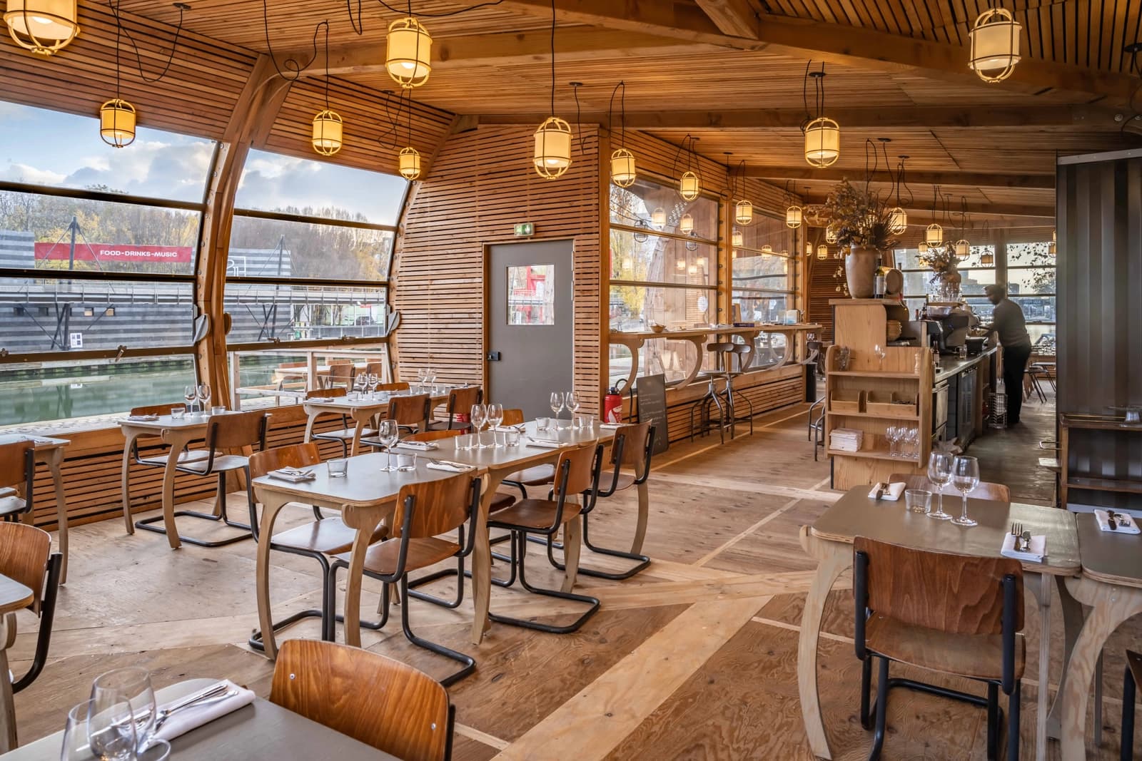Salle de réunion dans Resto-Loft boisé en bordure de rivière, cadre unique - 0