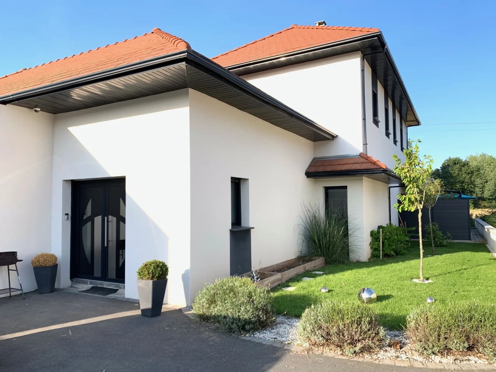 Space Villa 250m² with swimming pool - 1