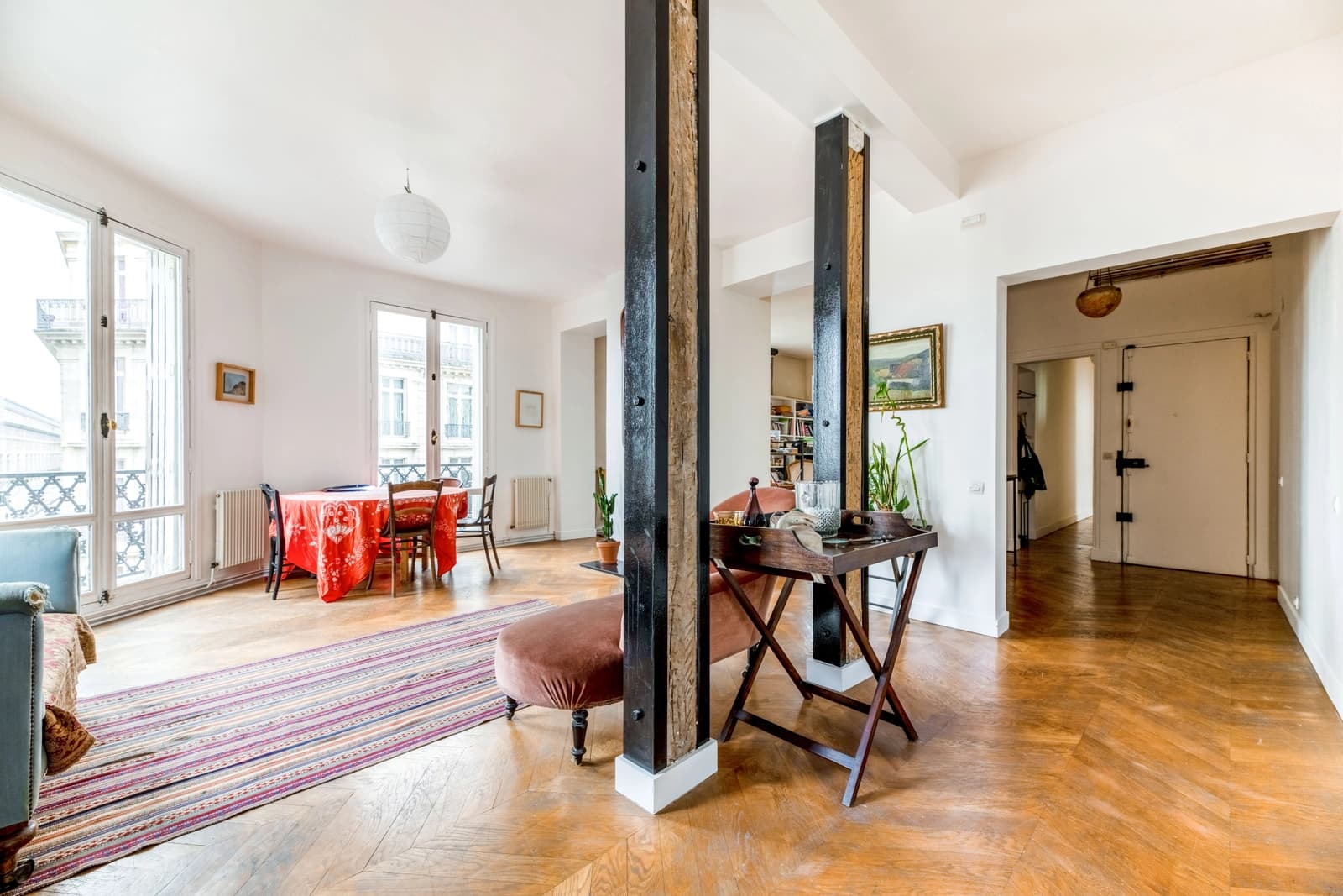 Living room in Apartment - Sublime view of the Musée d'Orsay - 0