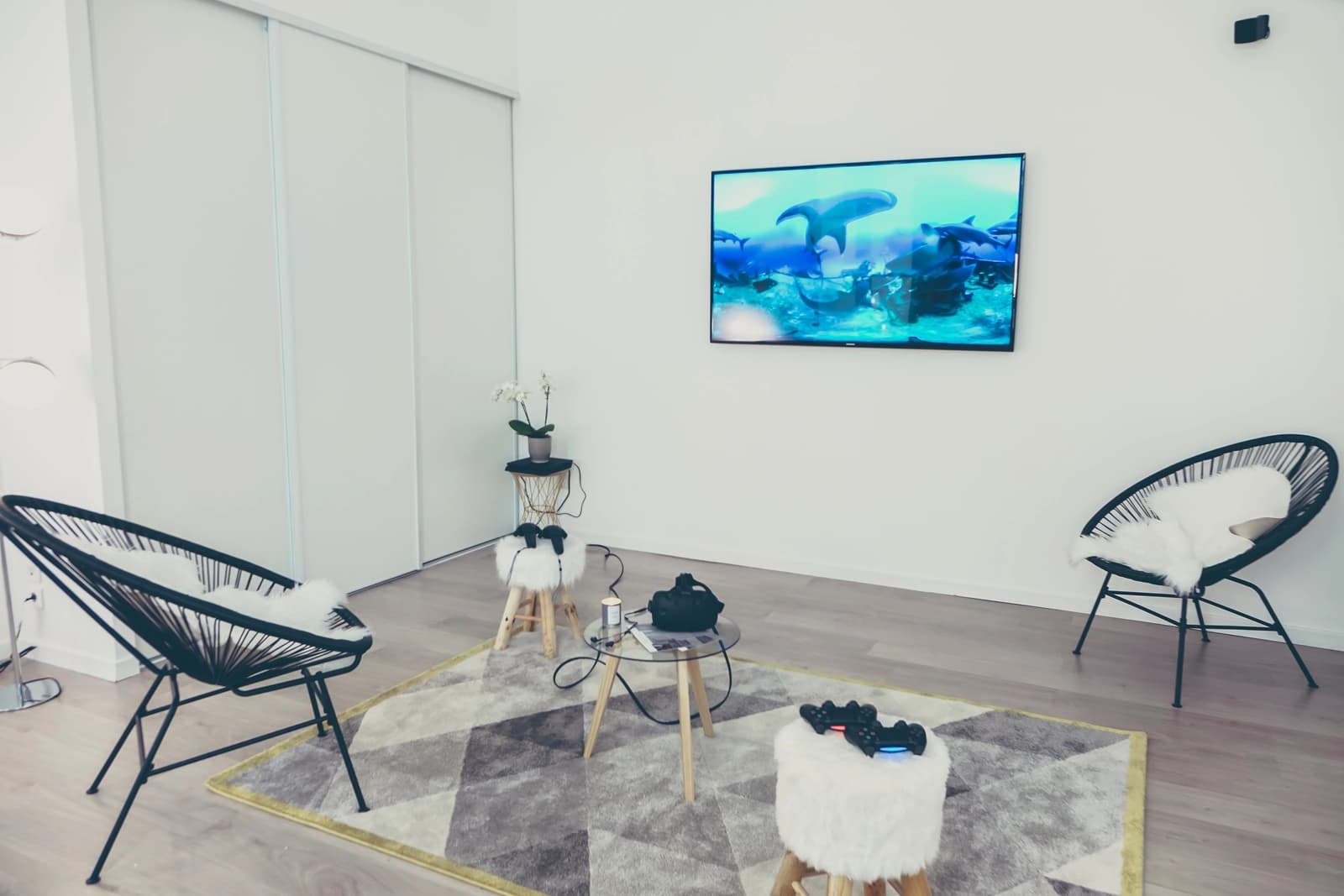 Living room in The Game Room of the connected apartment - 1