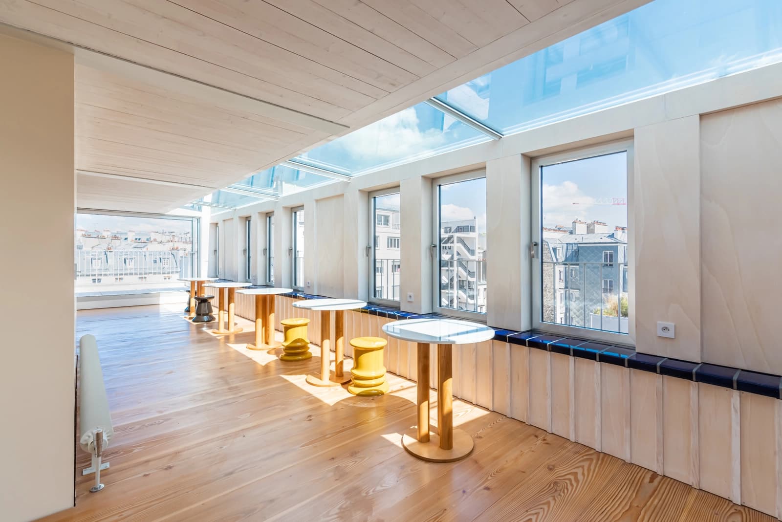 Meeting room in Penthouse & Terraces Sacré Coeur view - 0