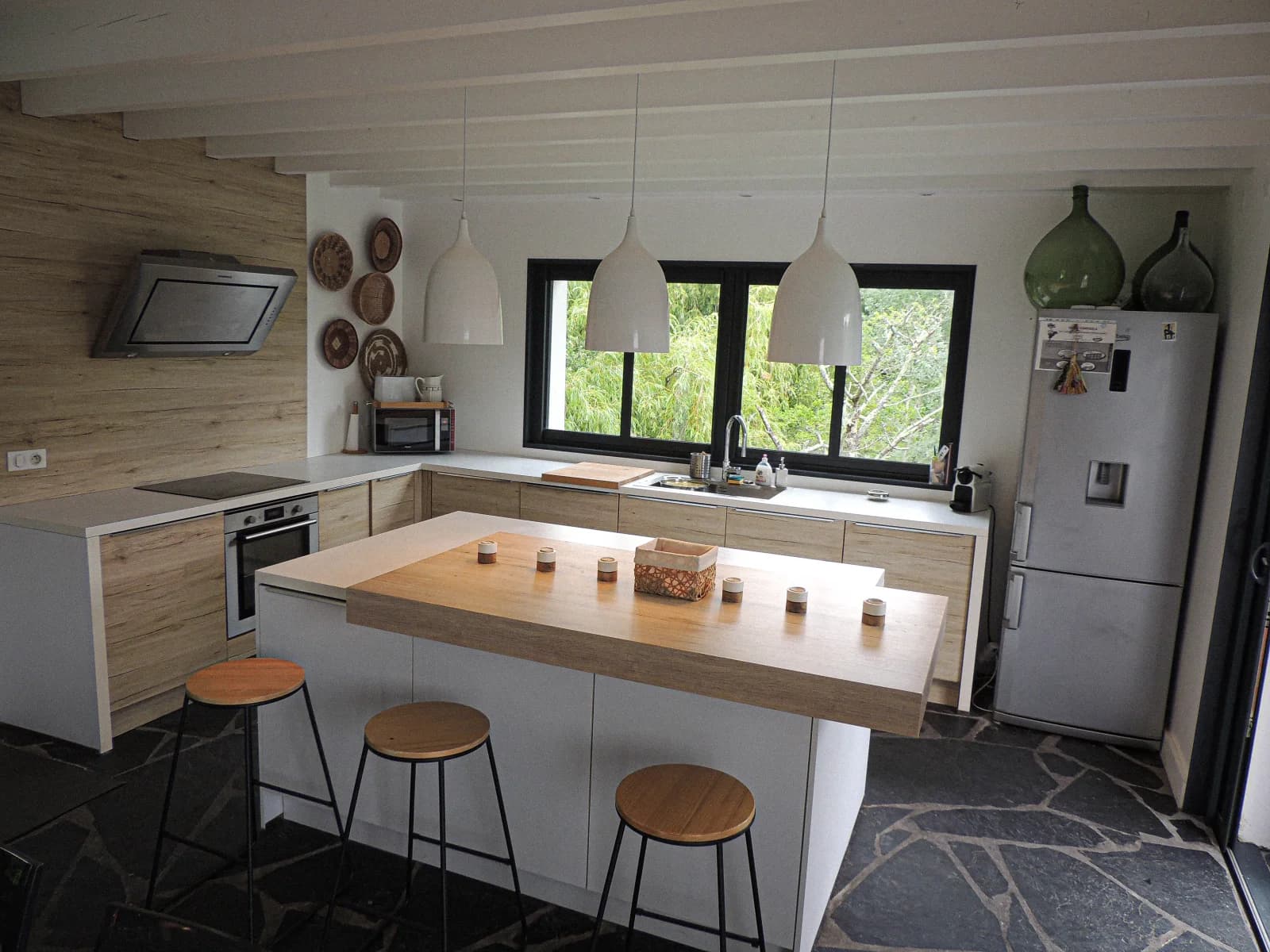 Cuisine dans Villa Beherena: un bijou moderne et design à découvrir - 1