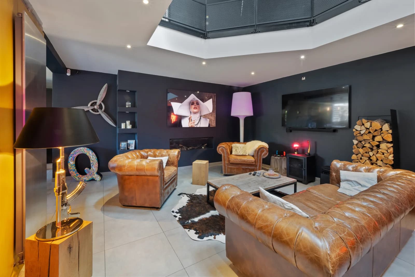 Salon dans Loft à Carrières-sur-Seine, esprit industriel unique - 0