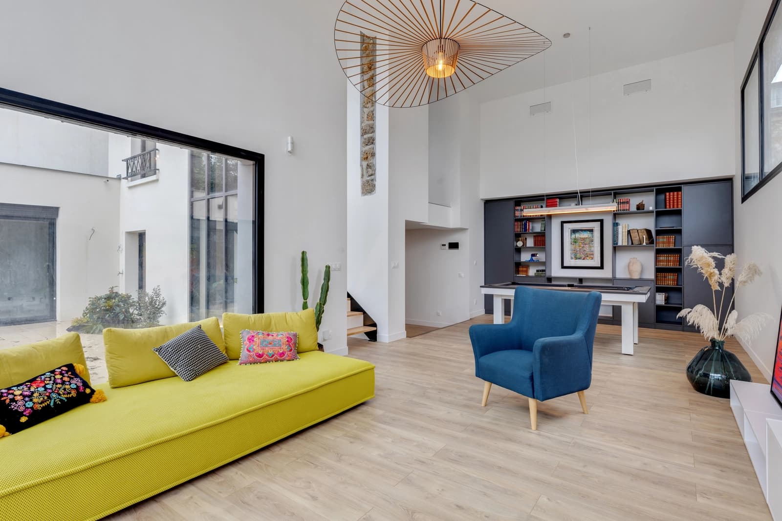 Salon dans Maison d'architecte/loft avec jardin, proche de la gare - 1