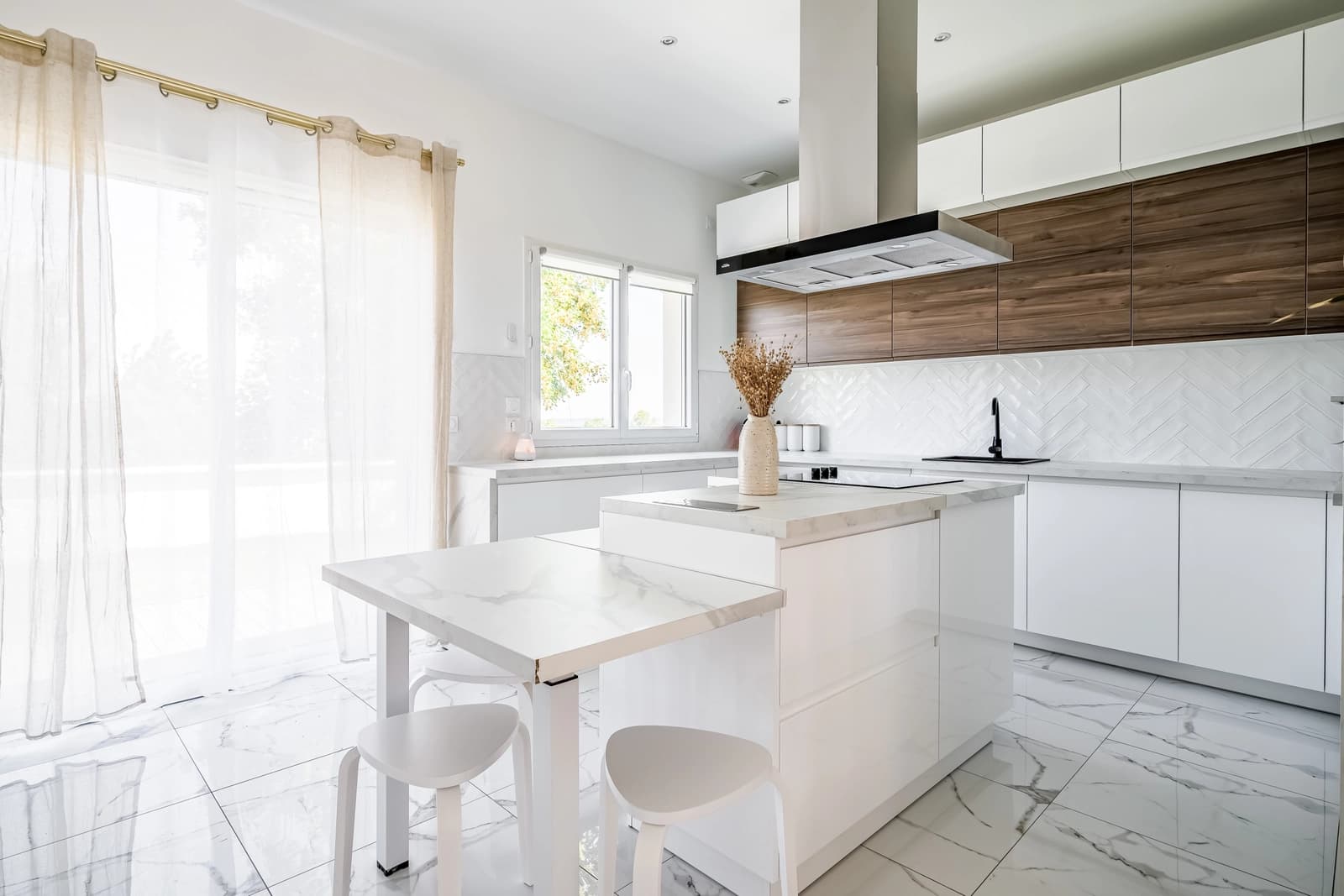 Kitchen in Charming new villa with Jacuzzi - 1