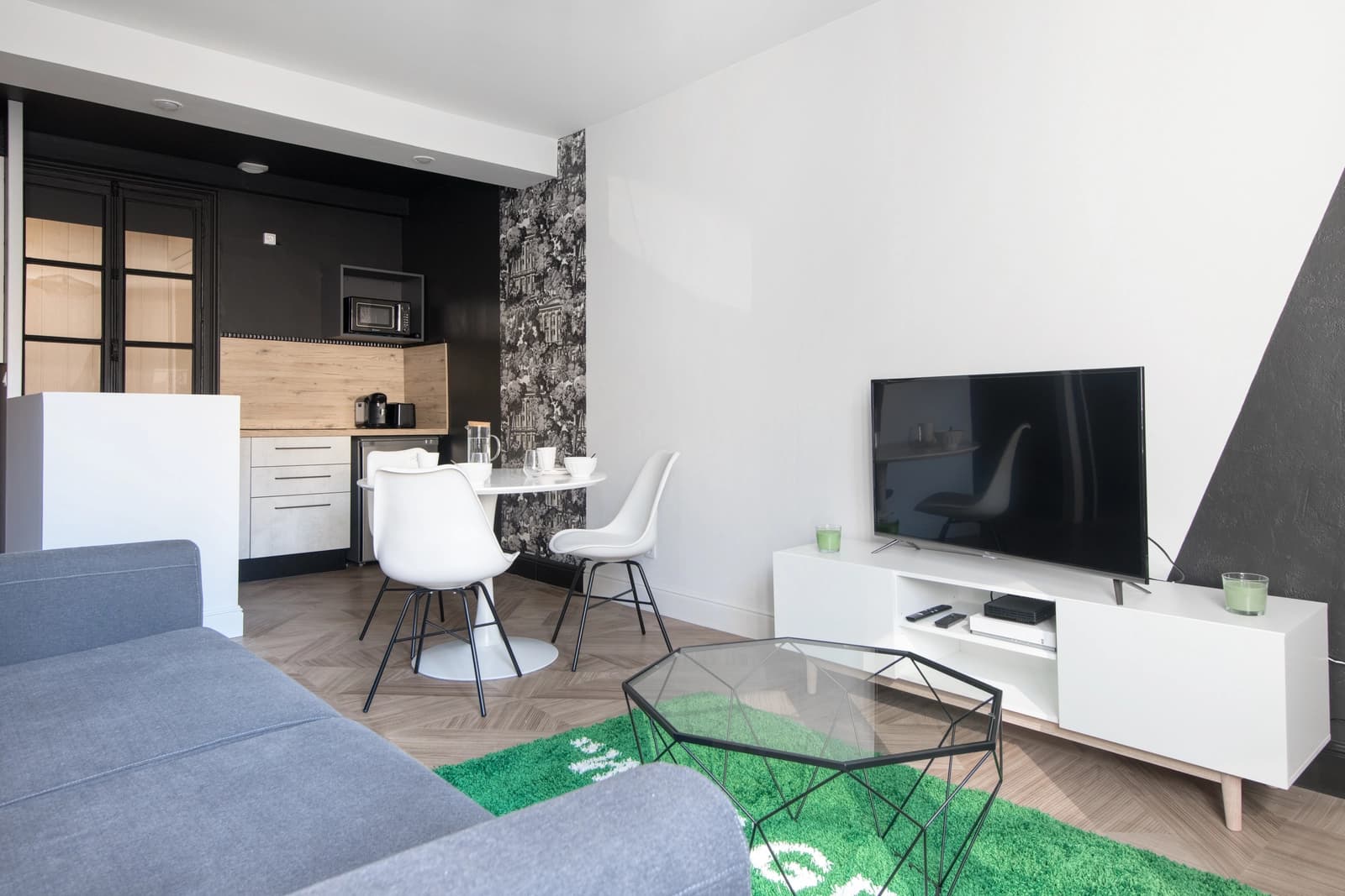 Salon dans Le Perroquet: ambiance exotique au coeur de La Rochelle - 1