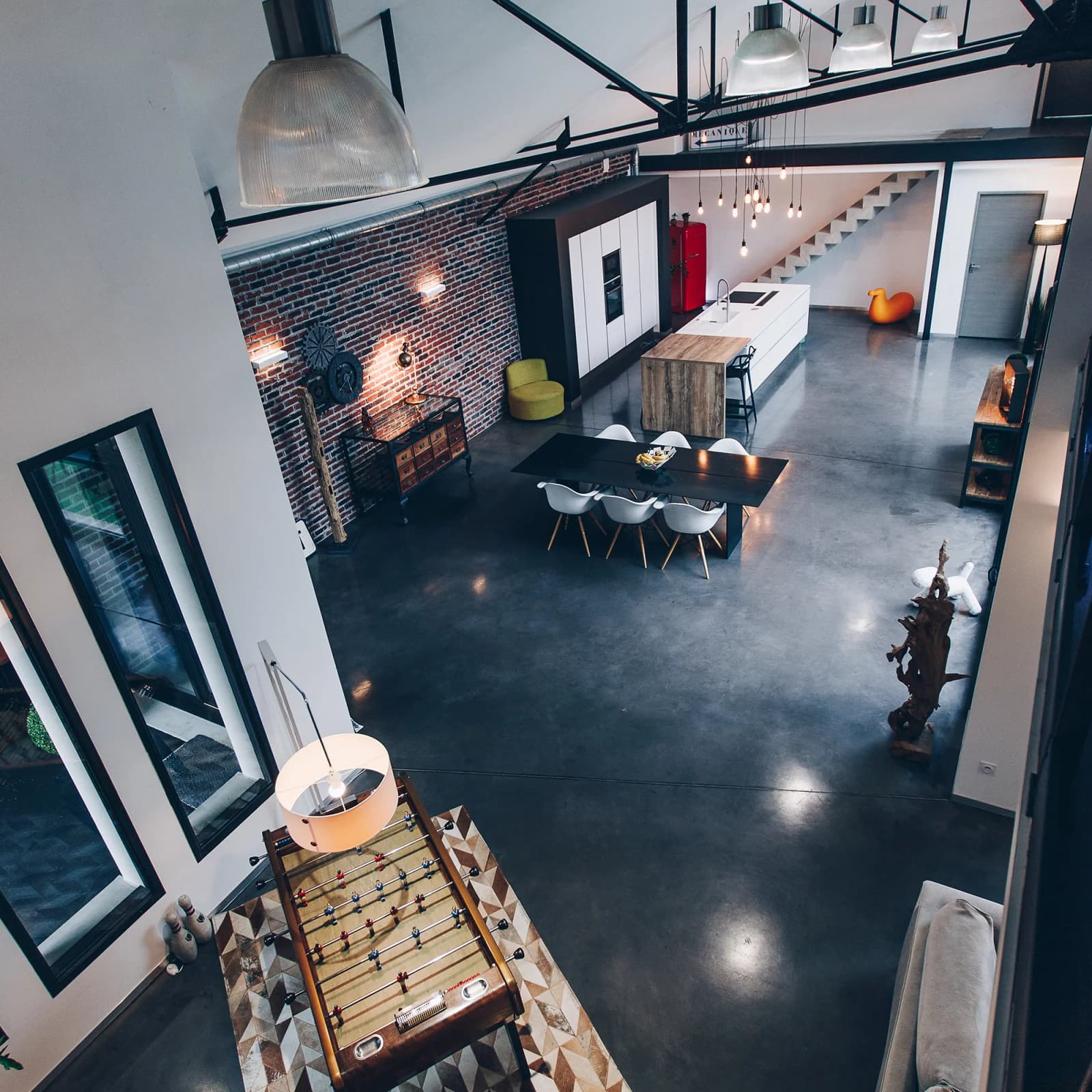 Living room in Le Mans loft - 1