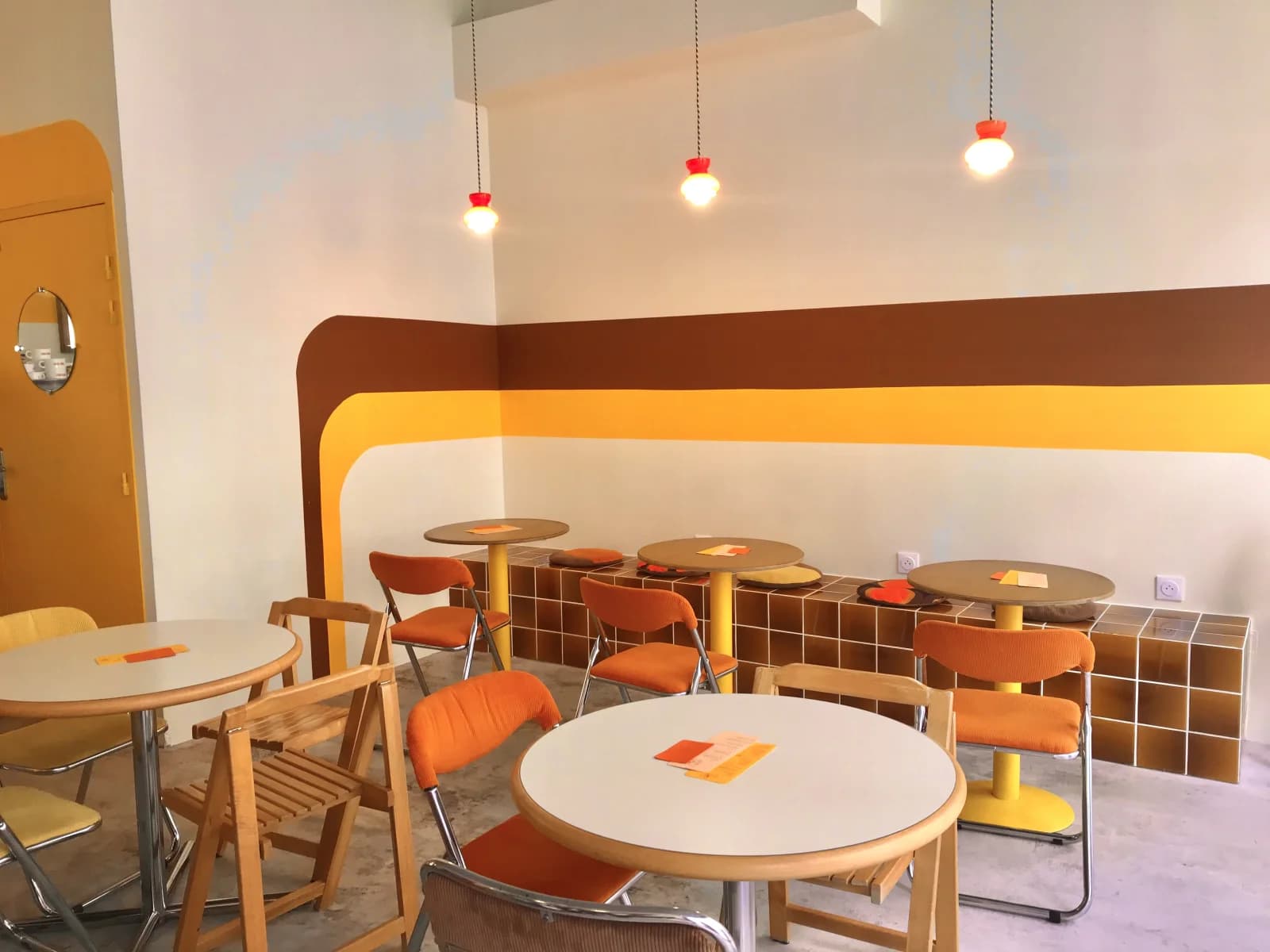 Espace Café & boutique rétro années 70 - 1