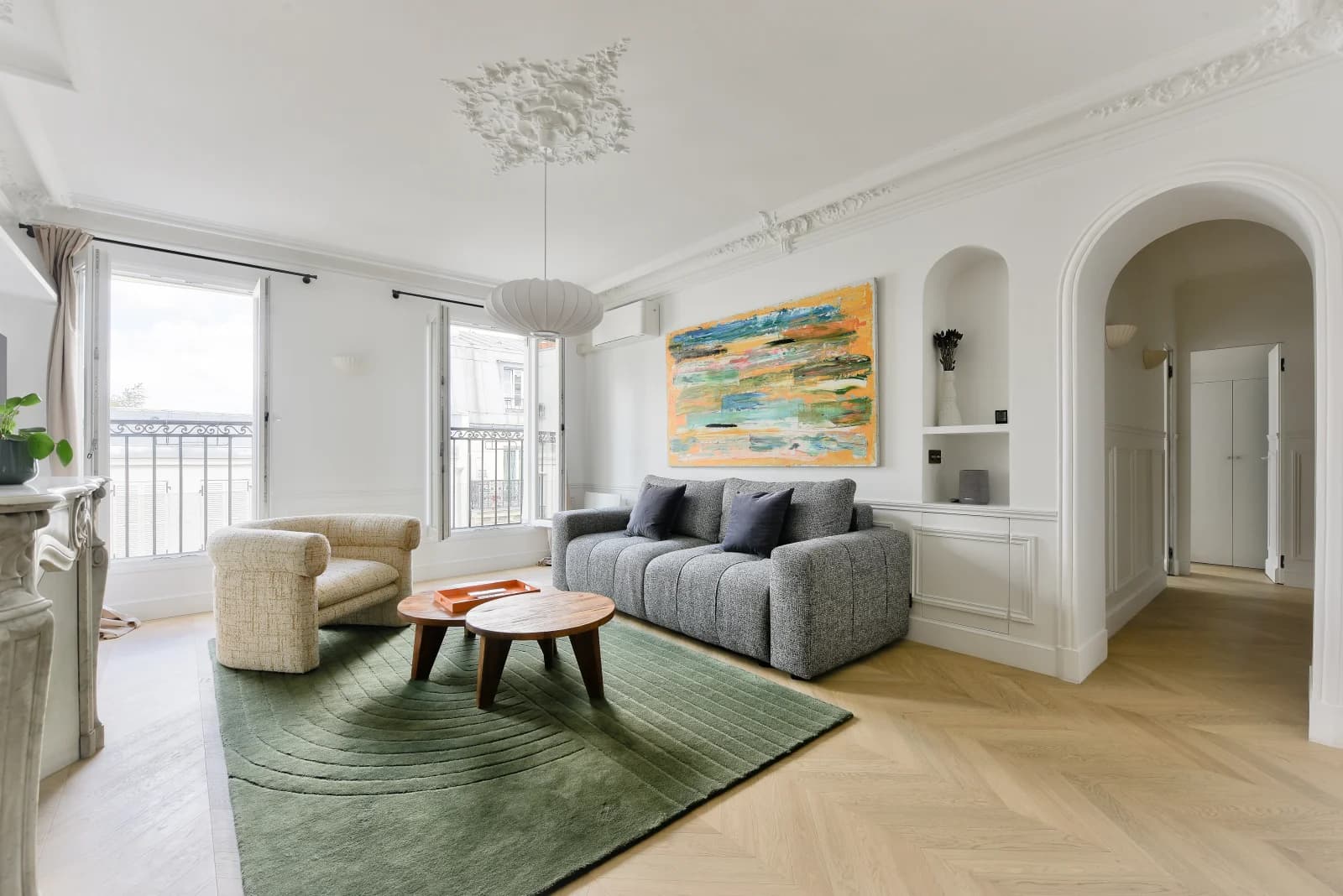 Space Luxury Haussmann apartment in the heart of Paris - 1