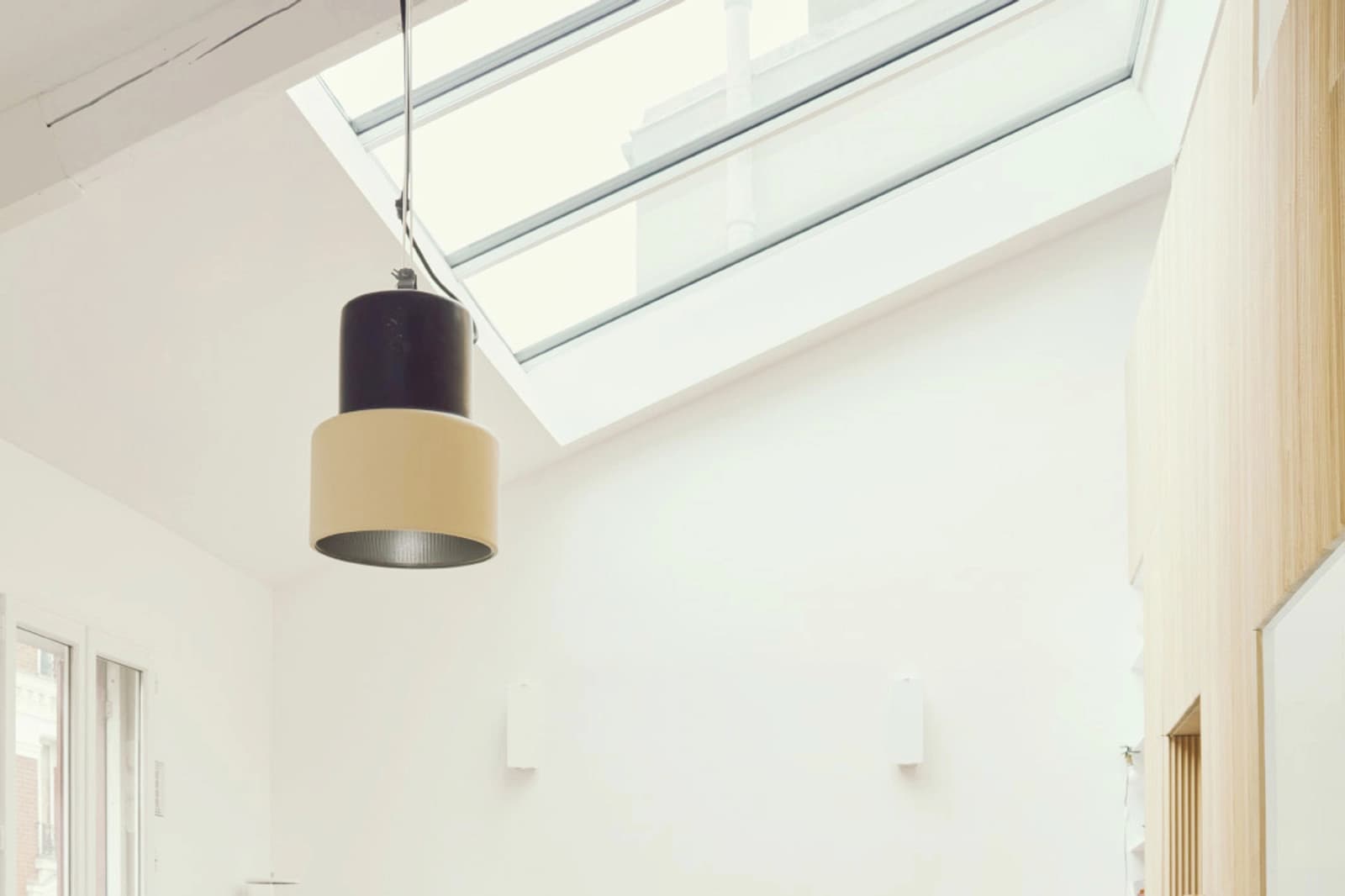 Living room in Bright apartment with skylight and high ceilings - 1