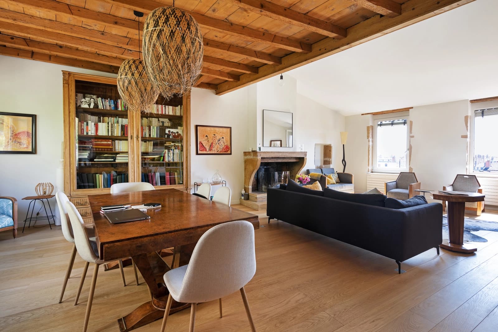 Belle maison et son jardin secret au coeur du Vieux Lyon
