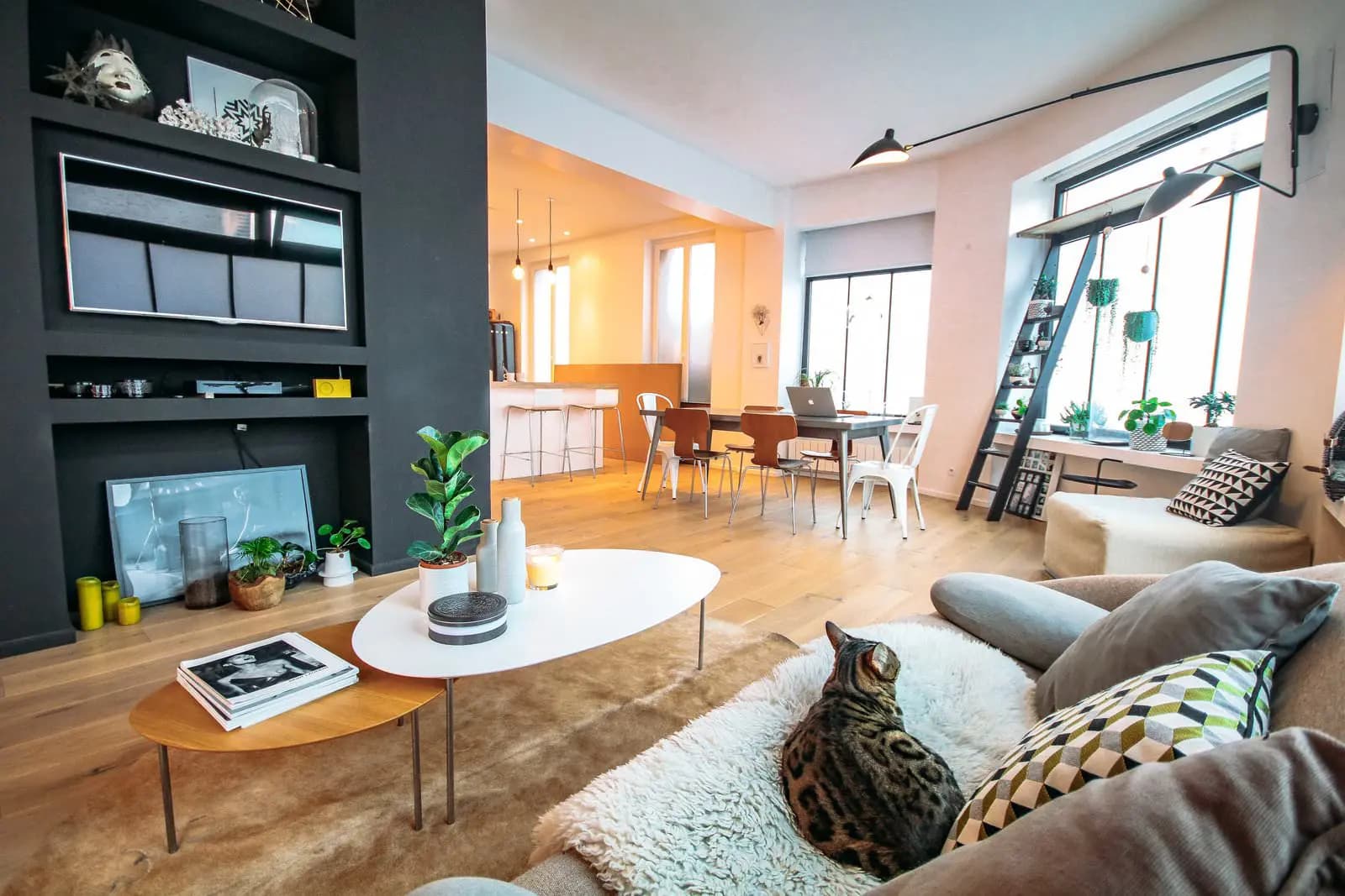 Living room in Loft with characterful architecture - 1