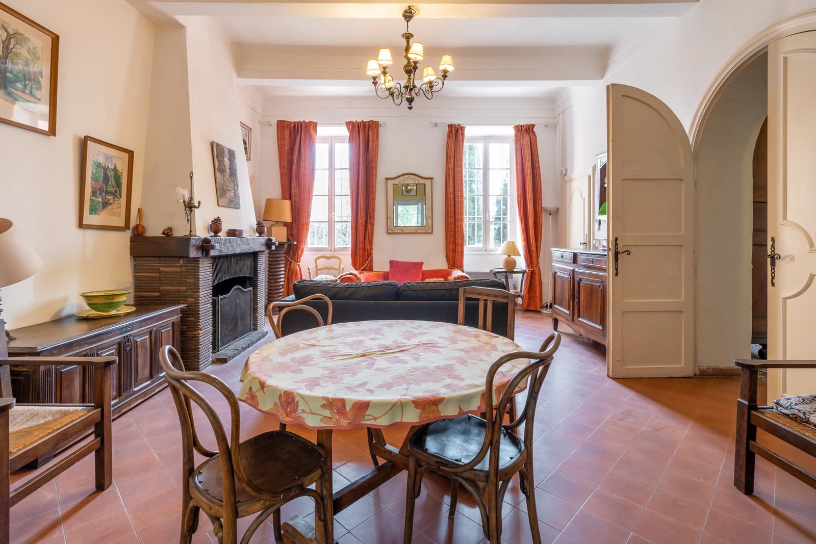 Salle de réunion dans Château de Vaucouleurs: cadre historique pour événements - 1